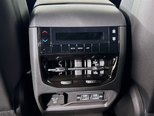 New 2025 Jeep Grand Cherokee L Laredo AWD/4WD image 27