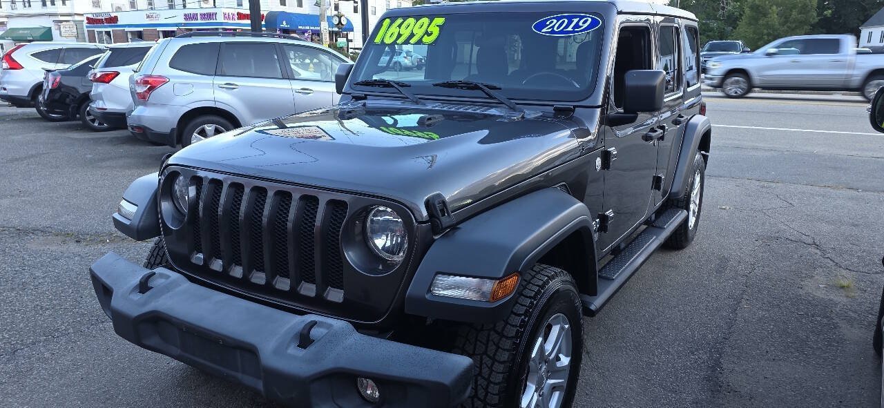 Used 2019 Jeep Wrangler Unlimited Sport S AWD/4WD image 4
