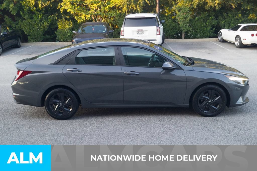 Used 2023 Hyundai Elantra SEL FWD image 4