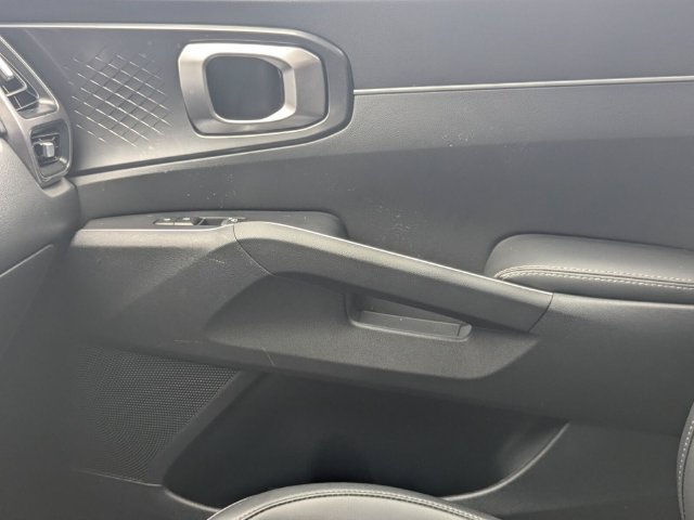 Used 2023 Kia Sorento S w/ Panoramic Sunroof Package FWD image 27