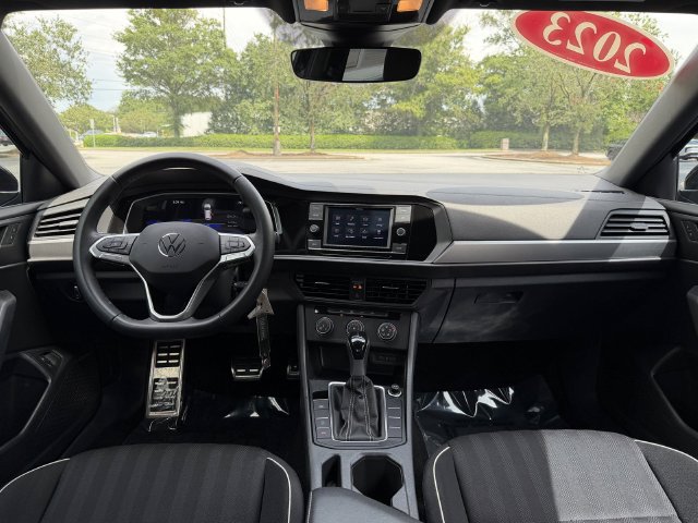 Used 2023 Volkswagen Jetta Sport FWD image 40