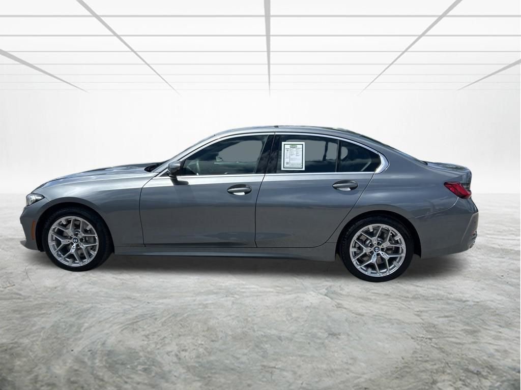 Used 2025 BMW 330i xDrive Sedan w/ Convenience Package image 7