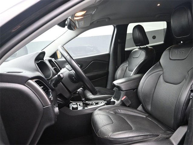 Used 2020 Jeep Cherokee Limited image 9