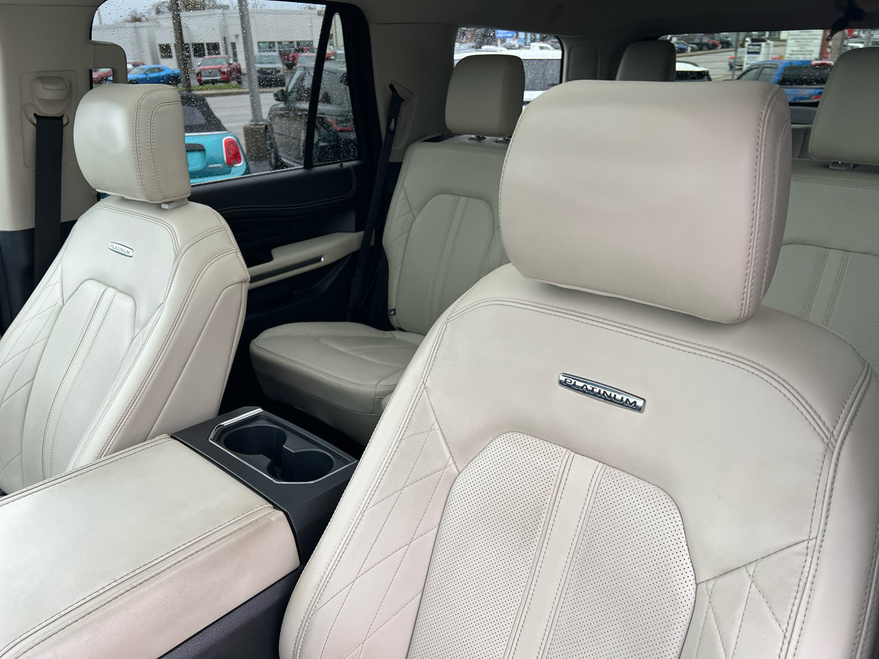 Used 2020 Ford Expedition Platinum image 11