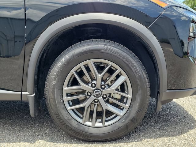 Used 2024 Nissan Rogue S FWD image 6