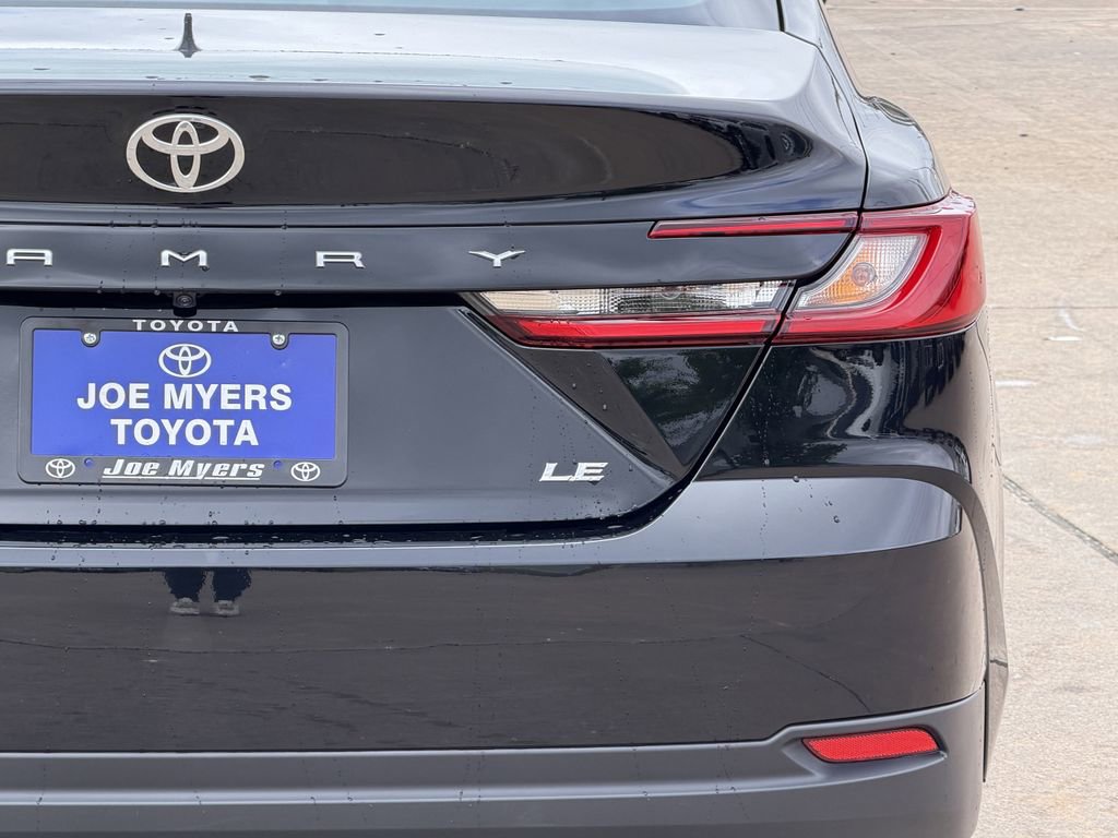 Used 2026 Toyota Camry LE FWD image 9