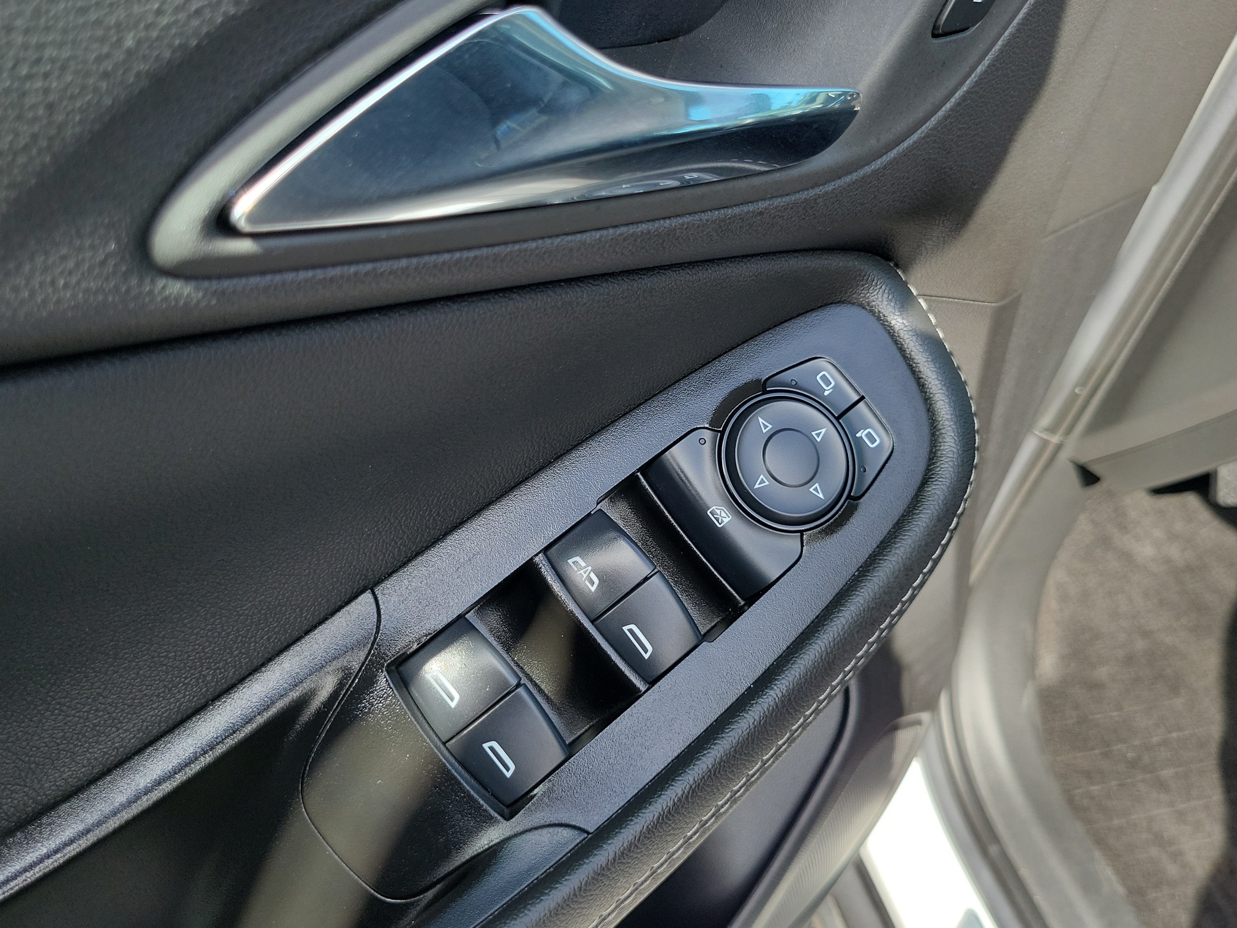 Used 2023 Buick Encore GX Preferred w/ Cold Weather Comfort Package FWD image 24