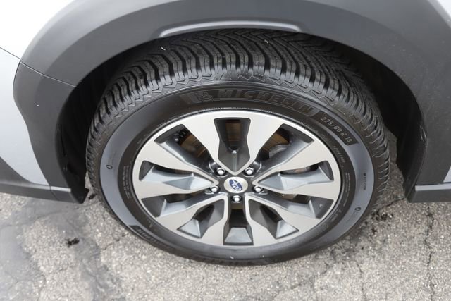 Used 2023 Subaru Outback Limited image 12