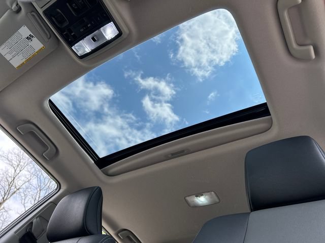 Certified 2023 Toyota 4Runner SR5 Premium w/ Moonroof Package AWD/4WD image 21