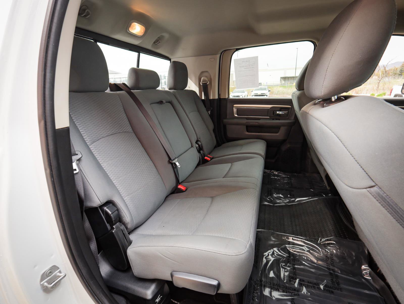 Used 2017 RAM 2500 SLT w/ Luxury Group image 27