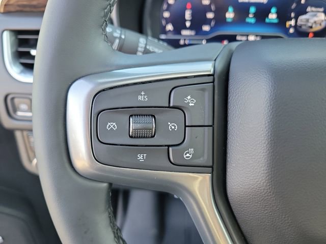 Used 2024 Chevrolet Suburban Premier w/ Premium Package image 30