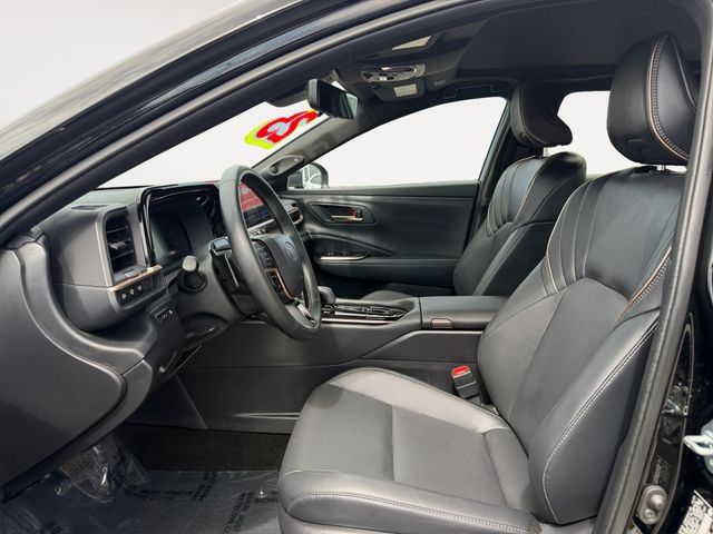 Certified 2025 Toyota Crown Signia AWD/4WD image 9