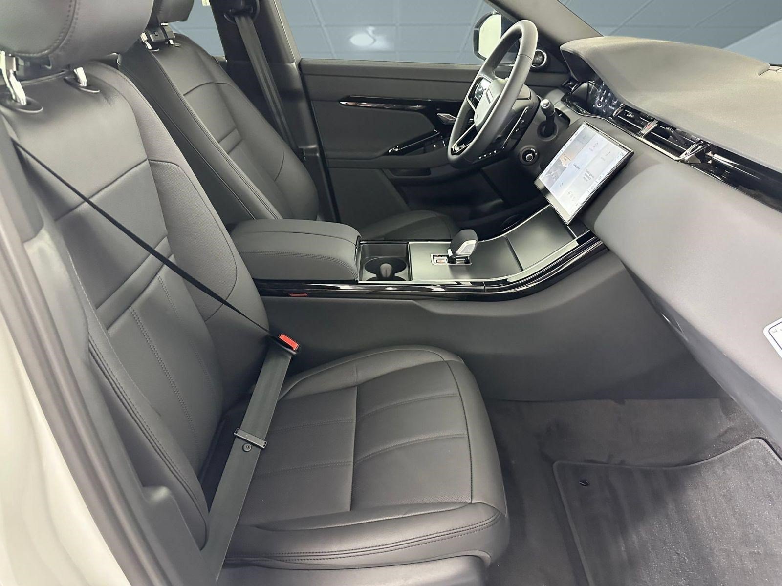 Used 2026 Land Rover Range Rover Evoque S AWD/4WD image 22