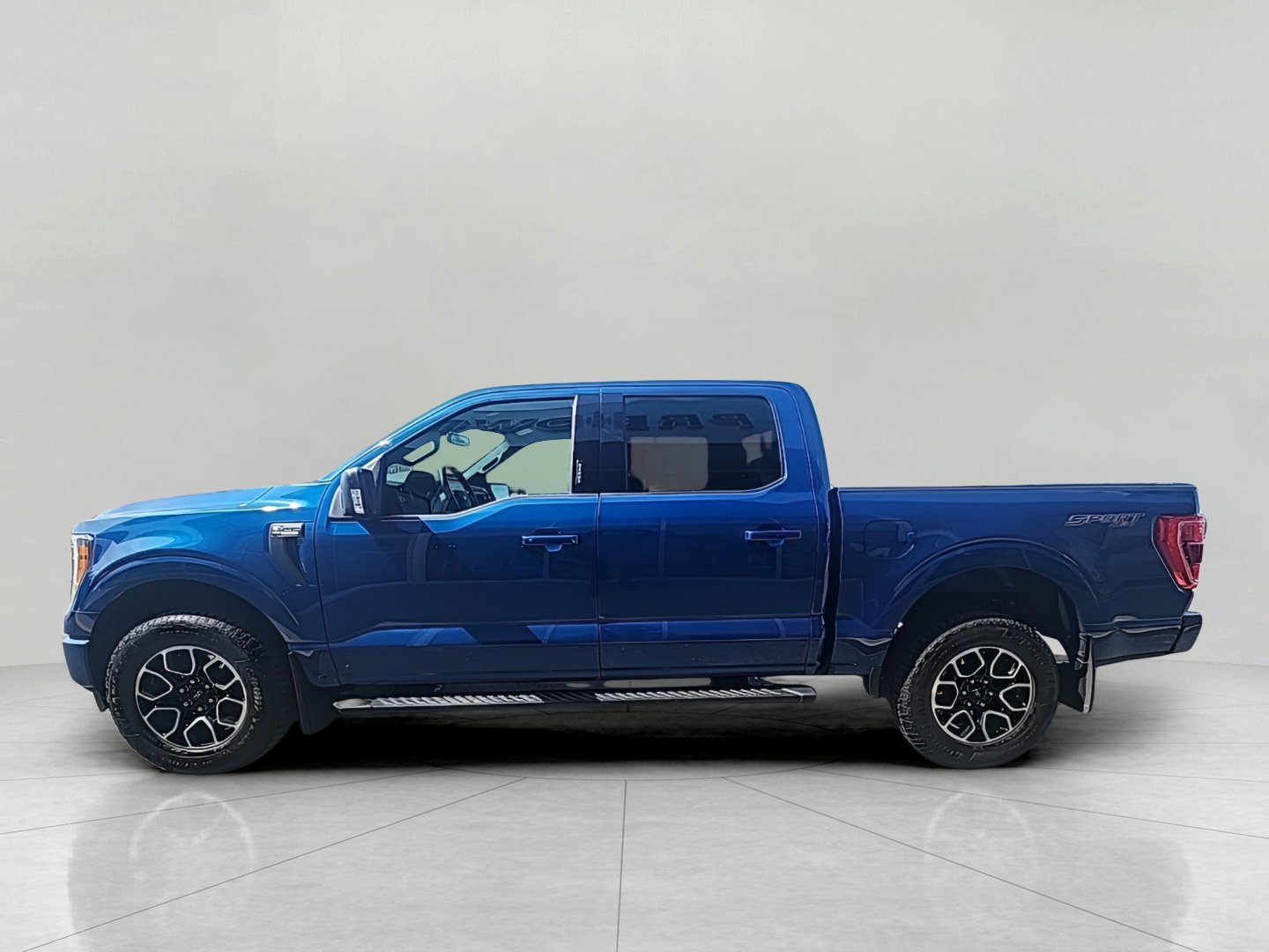 Certified 2022 Ford F150 XLT w/ Equipment Group 302A High image 11