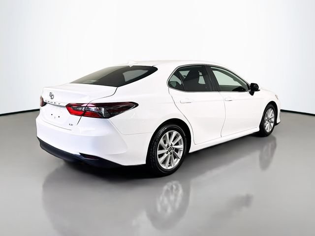 Used 2024 Toyota Camry LE w/ Convenience Package FWD image 8
