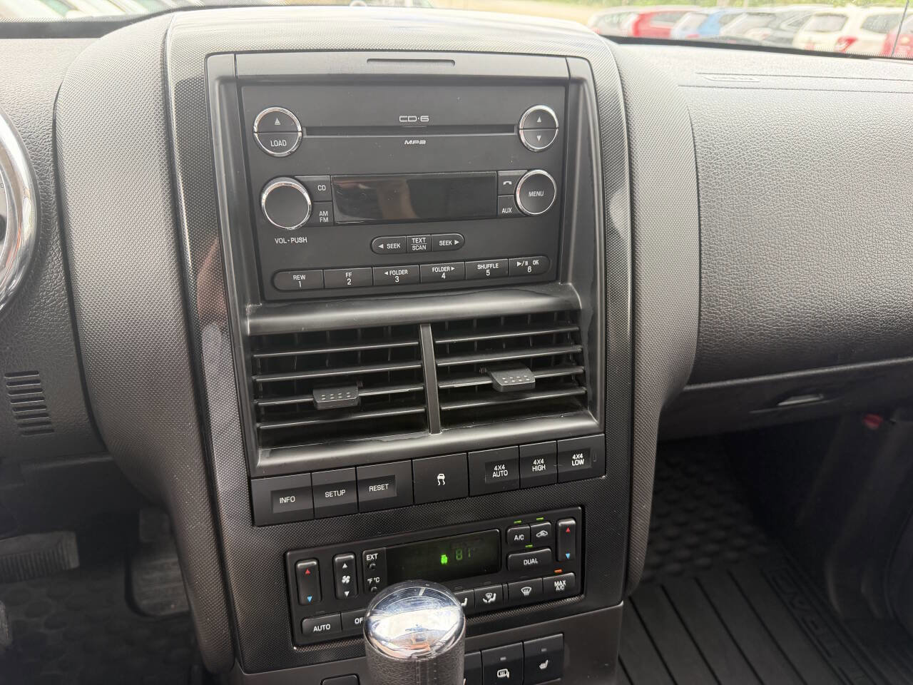 Used 2010 Ford Explorer Sport Trac Limited AWD/4WD image 23