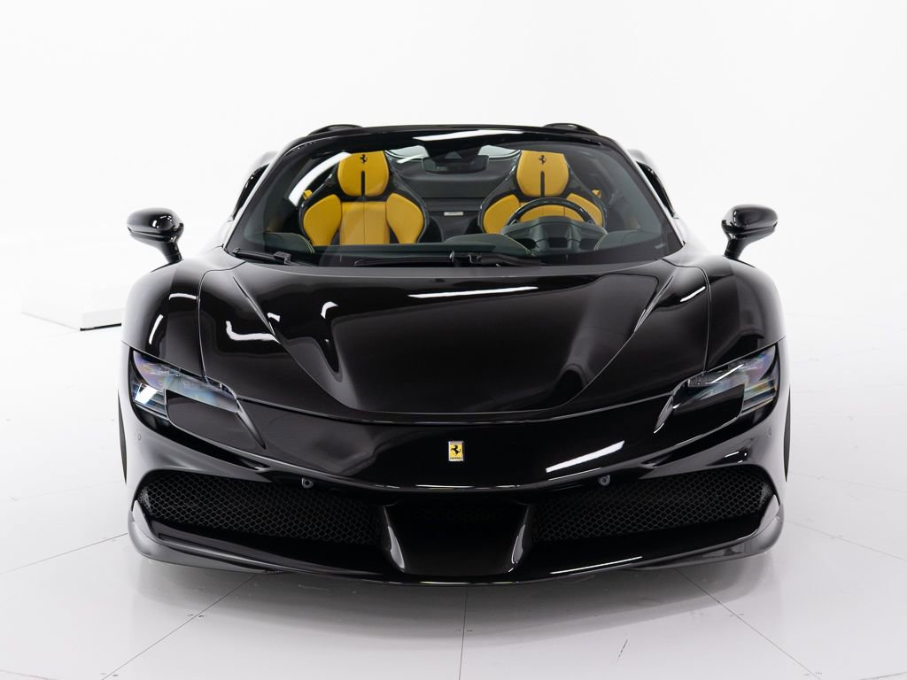 Used 2022 Ferrari SF90 Spider AWD/4WD image 8