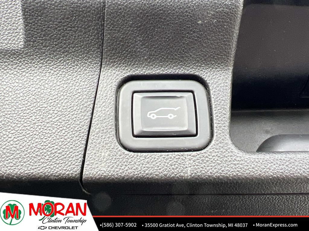 Certified 2022 GMC Acadia Denali w/ GMC Pro Grade Package AWD/4WD image 13