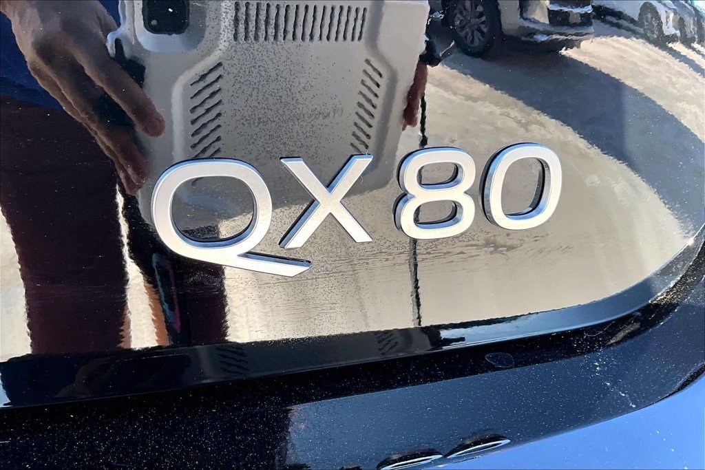 Used 2026 INFINITI QX80 Luxe w/ Cargo Package RWD image 8