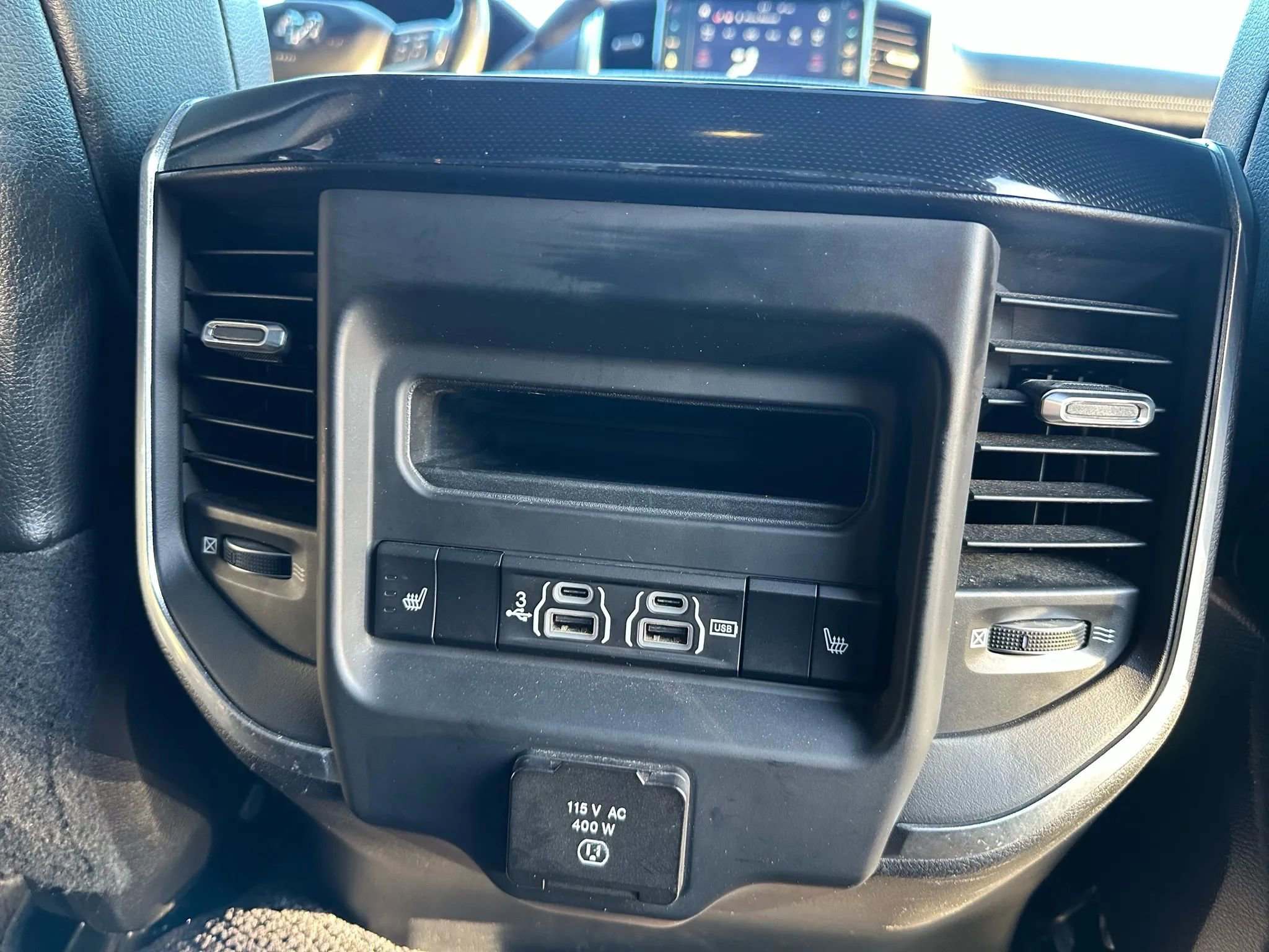 Used 2019 RAM 2500 Laramie image 29