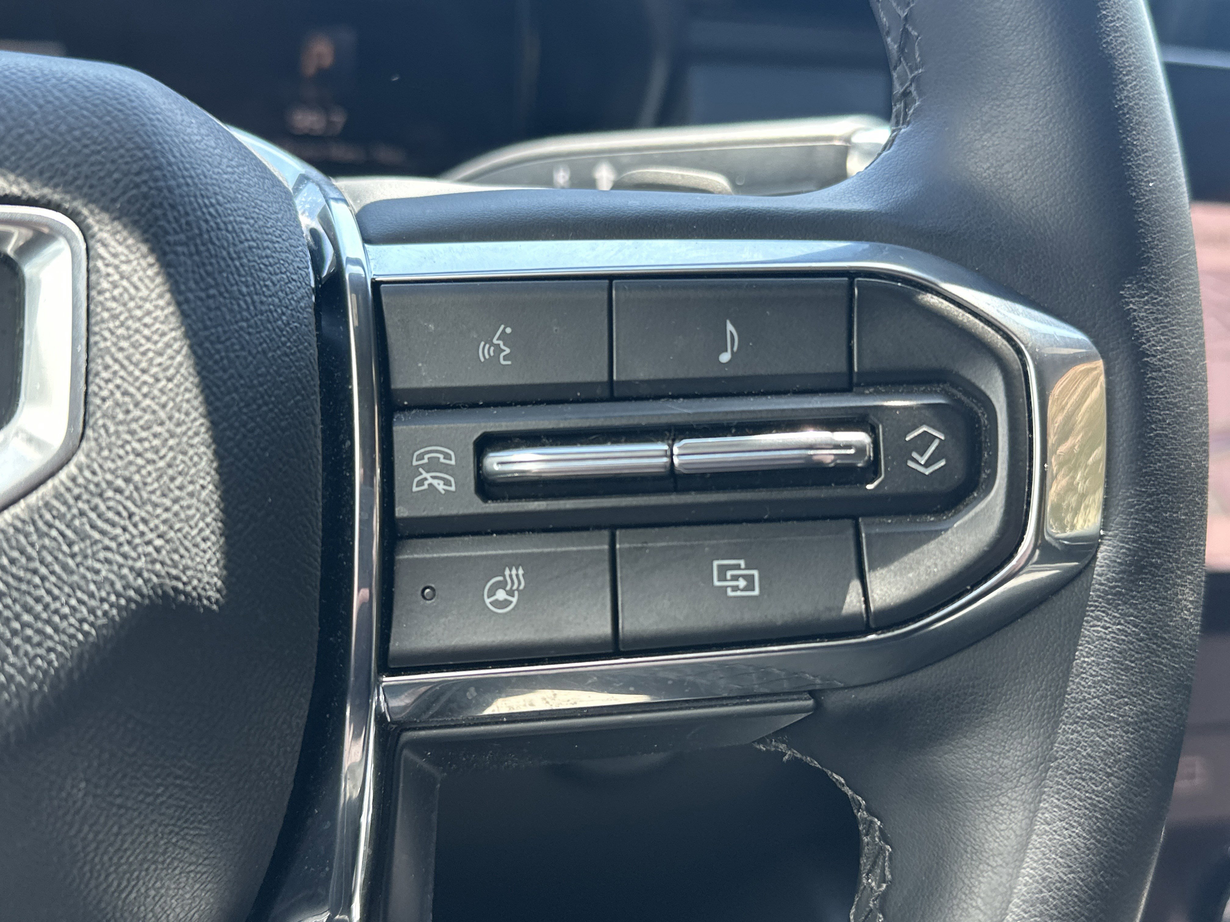 Used 2026 GMC Terrain Elevation w/ Technology Package II AWD/4WD image 19
