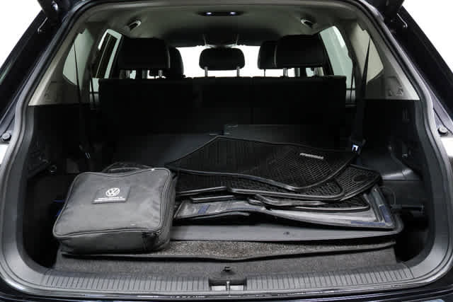 Used 2022 Volkswagen Tiguan SE image 25