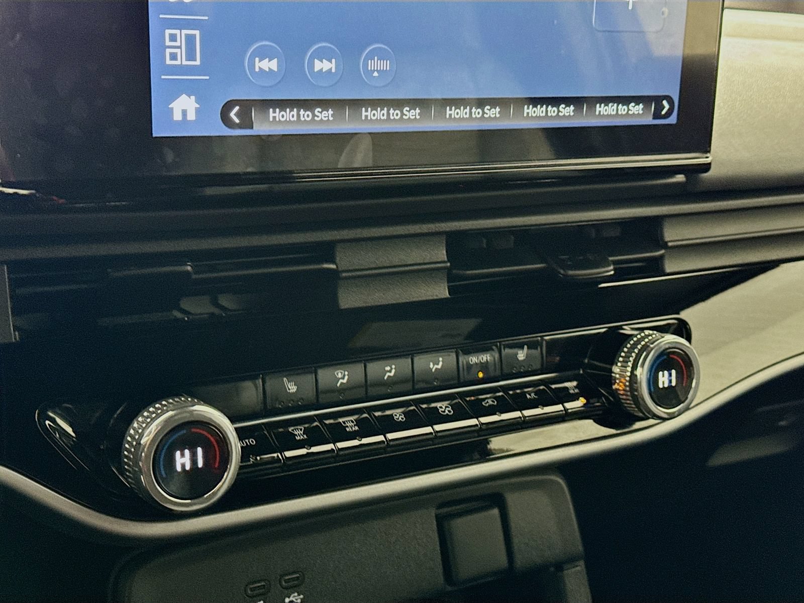 Used 2025 Honda Prologue Touring image 15