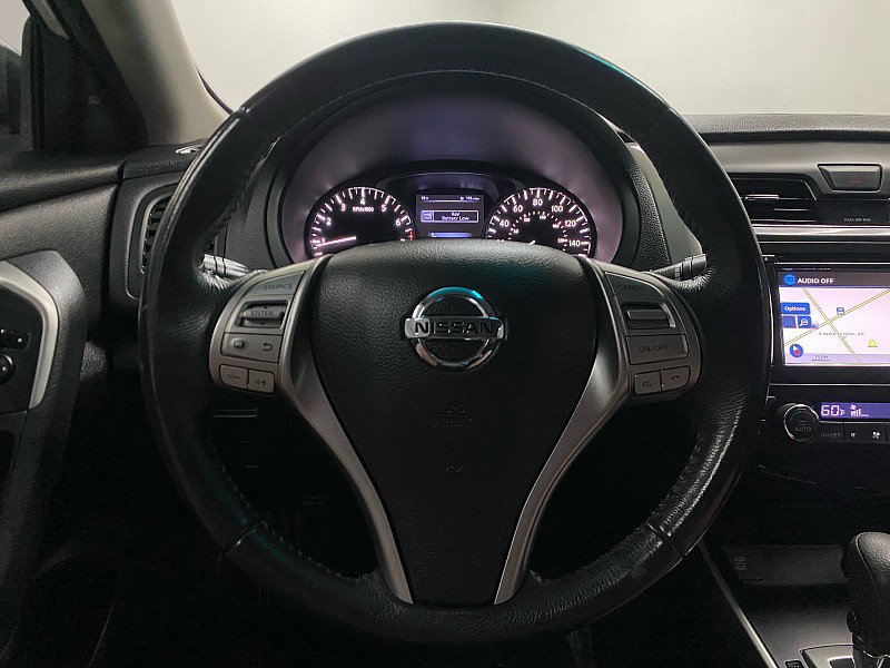 Used 2015 Nissan Altima 2.5 SV w/ Convenience Package image 17