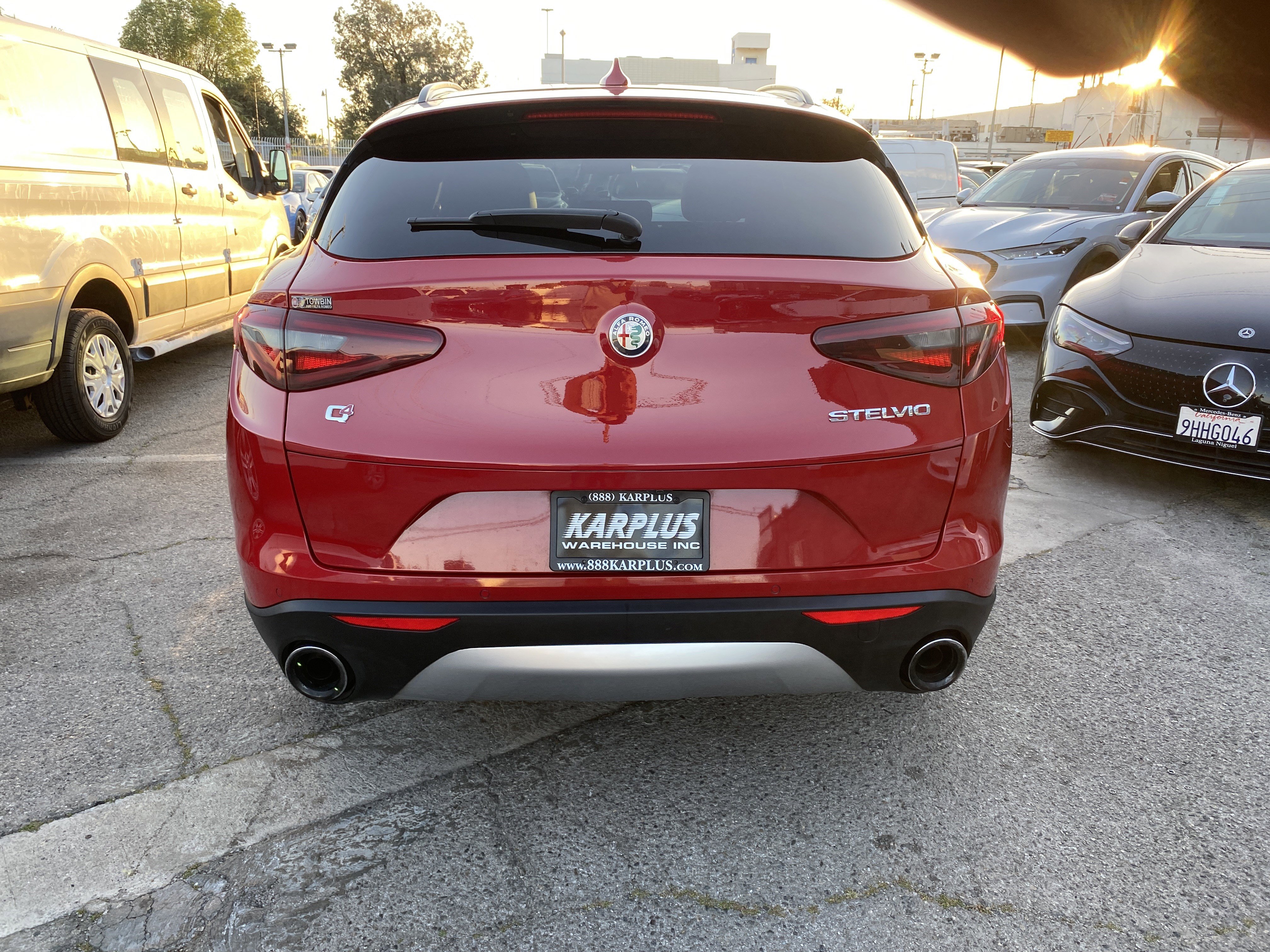 Used 2018 Alfa Romeo Stelvio Sport w/ Quick Order Package 22J Sport image 9