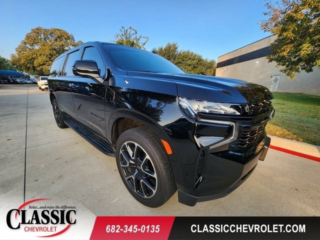 Used 2024 Chevrolet Suburban RST w/ Luxury Package
