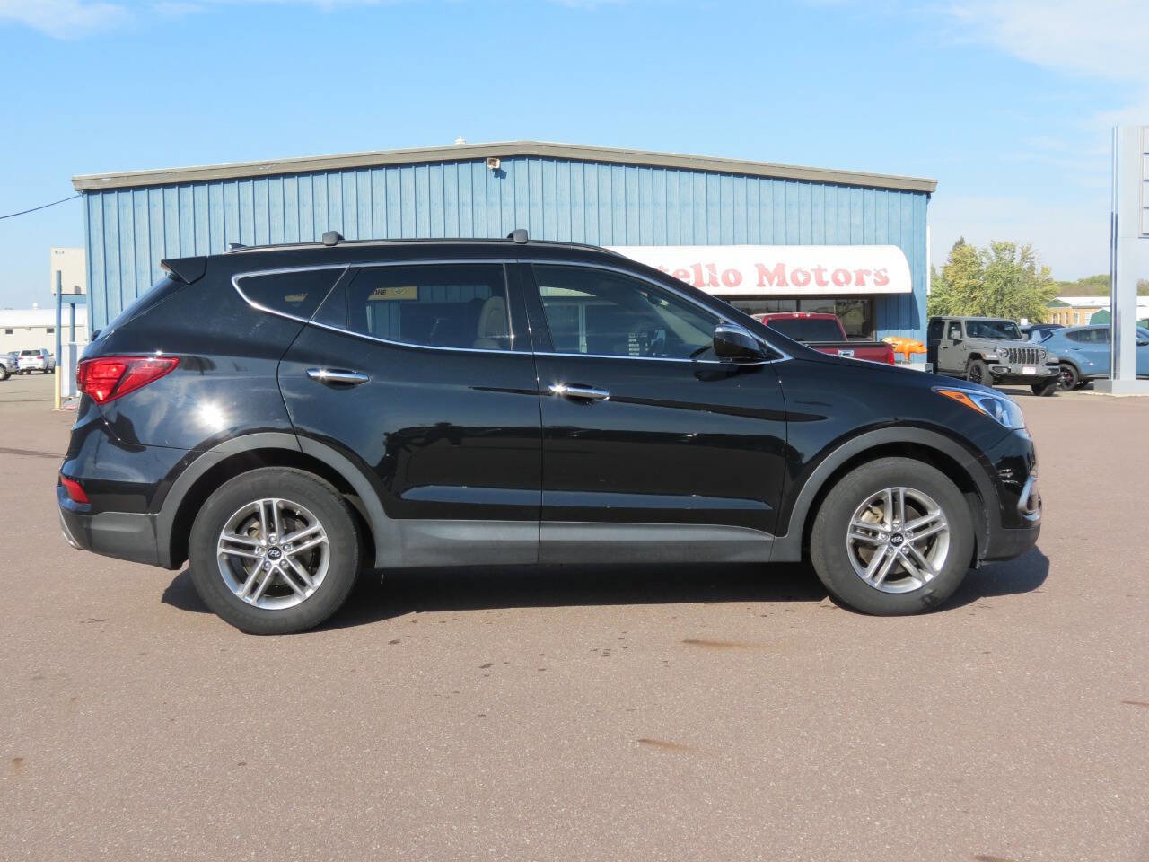Used 2017 Hyundai Santa Fe Sport w/ 2.4L Value Package 06