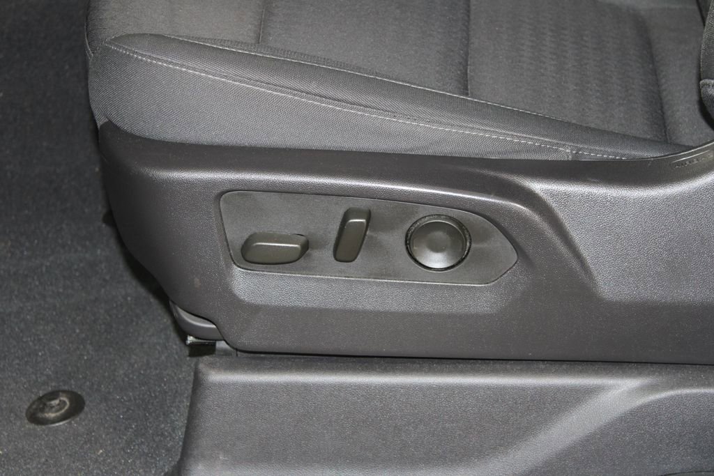 Used 2024 Chevrolet Silverado 1500 Custom image 22