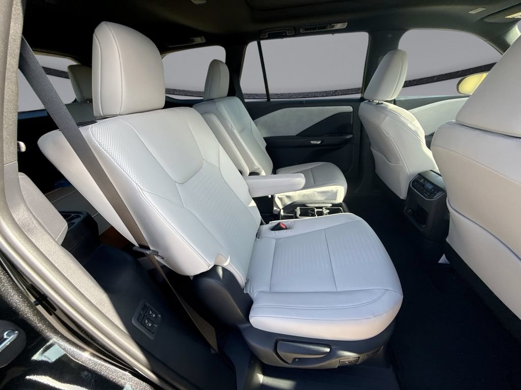 New 2026 Lexus TX 350 AWD image 17