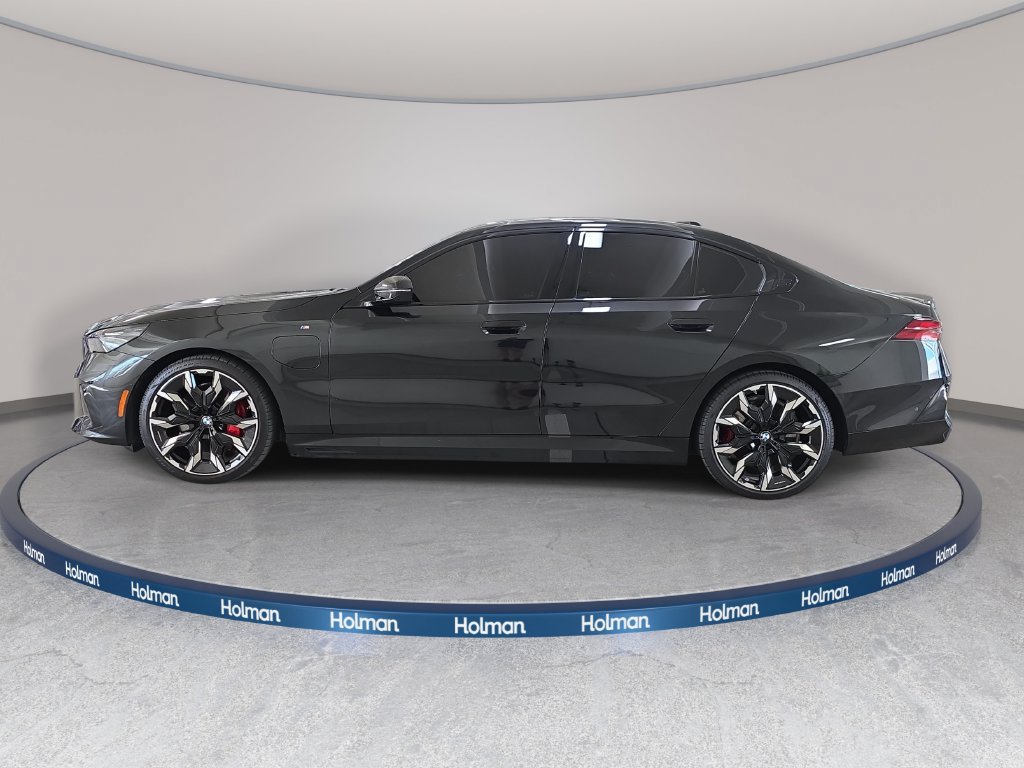 Certified 2026 BMW 550e xDrive AWD/4WD image 11