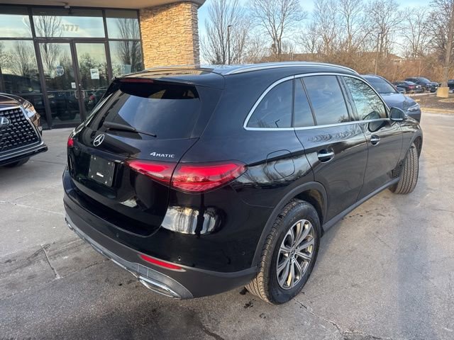 Used 2024 Mercedes-Benz GLC 300 4MATIC image 3