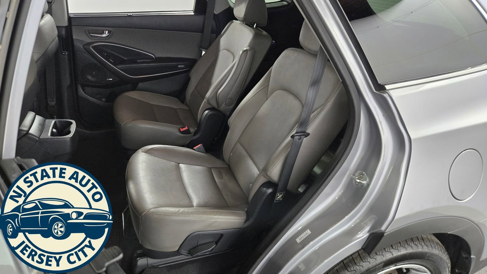 Used 2019 Hyundai Santa Fe XL AWD/4WD image 27