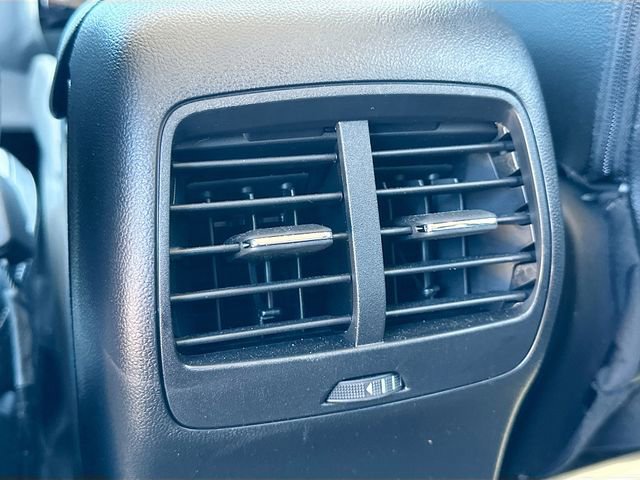 Used 2025 Ford Escape Platinum w/ Premium Technology Package image 25