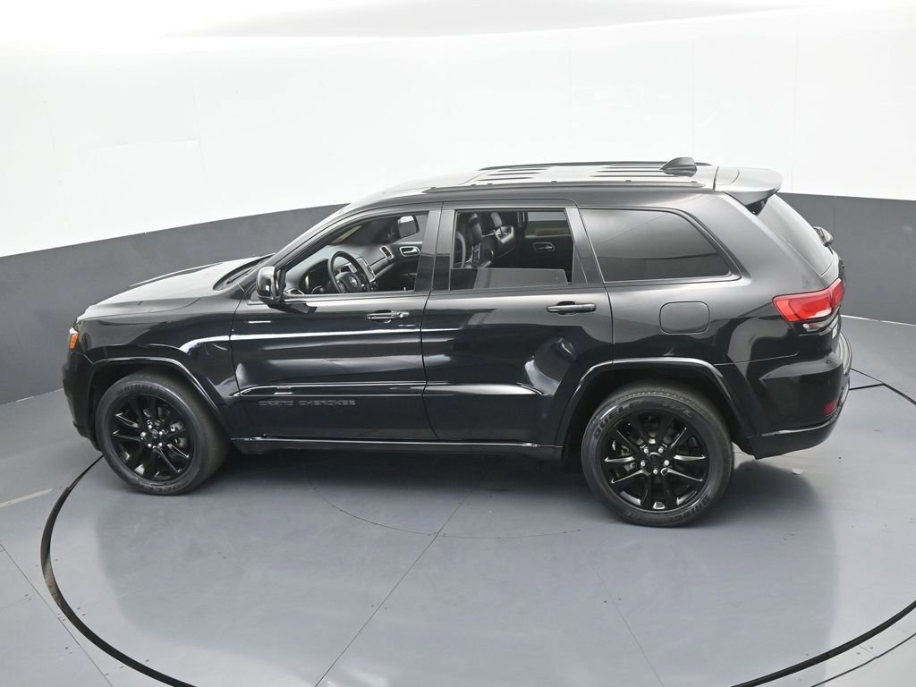 Used 2020 Jeep Grand Cherokee Altitude image 49