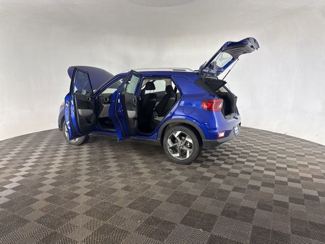 Used 2025 Hyundai Venue SEL image 20