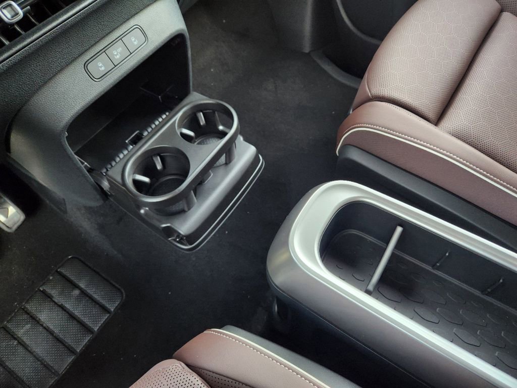 New 2025 Volkswagen ID. Buzz Pro S image 16