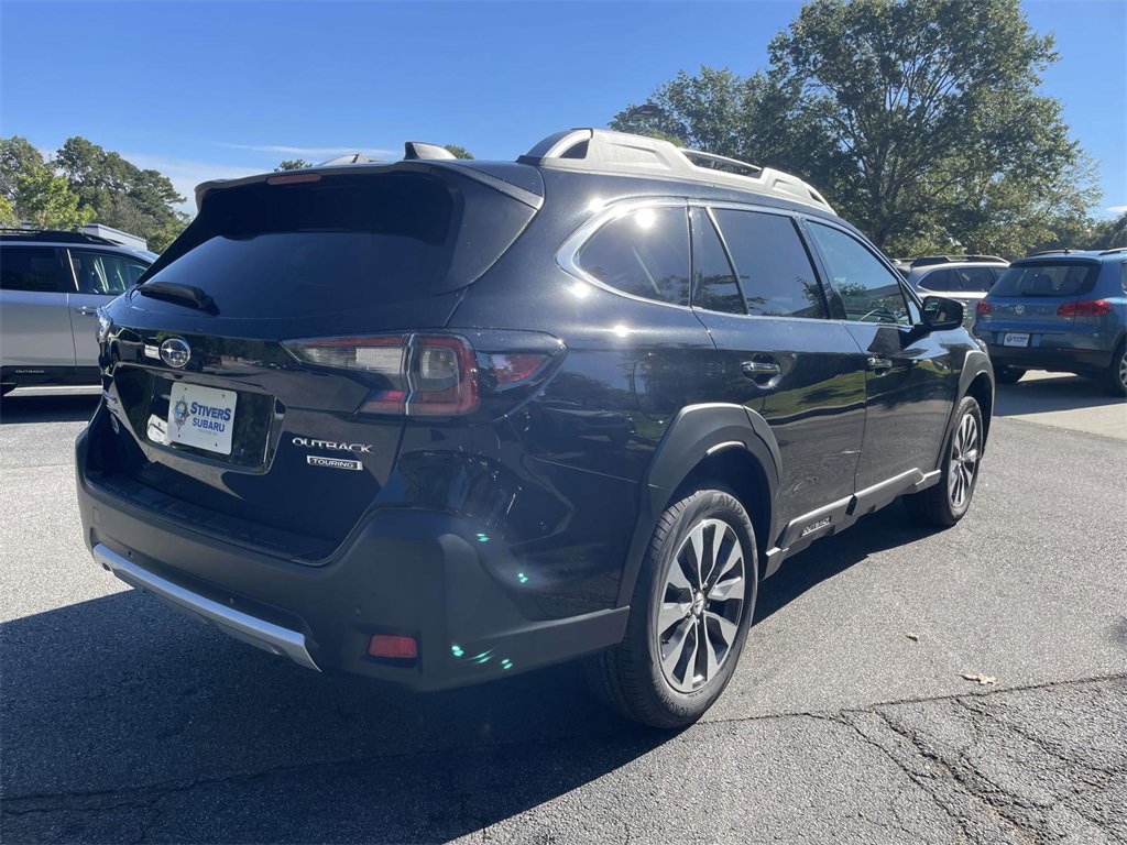 New 2025 Subaru Outback Touring image 3