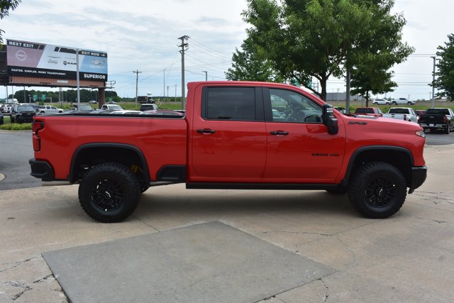 New 2026 Chevrolet Silverado 2500 ZR2 w/ LPO, Dark Essentials Package AWD/4WD image 4