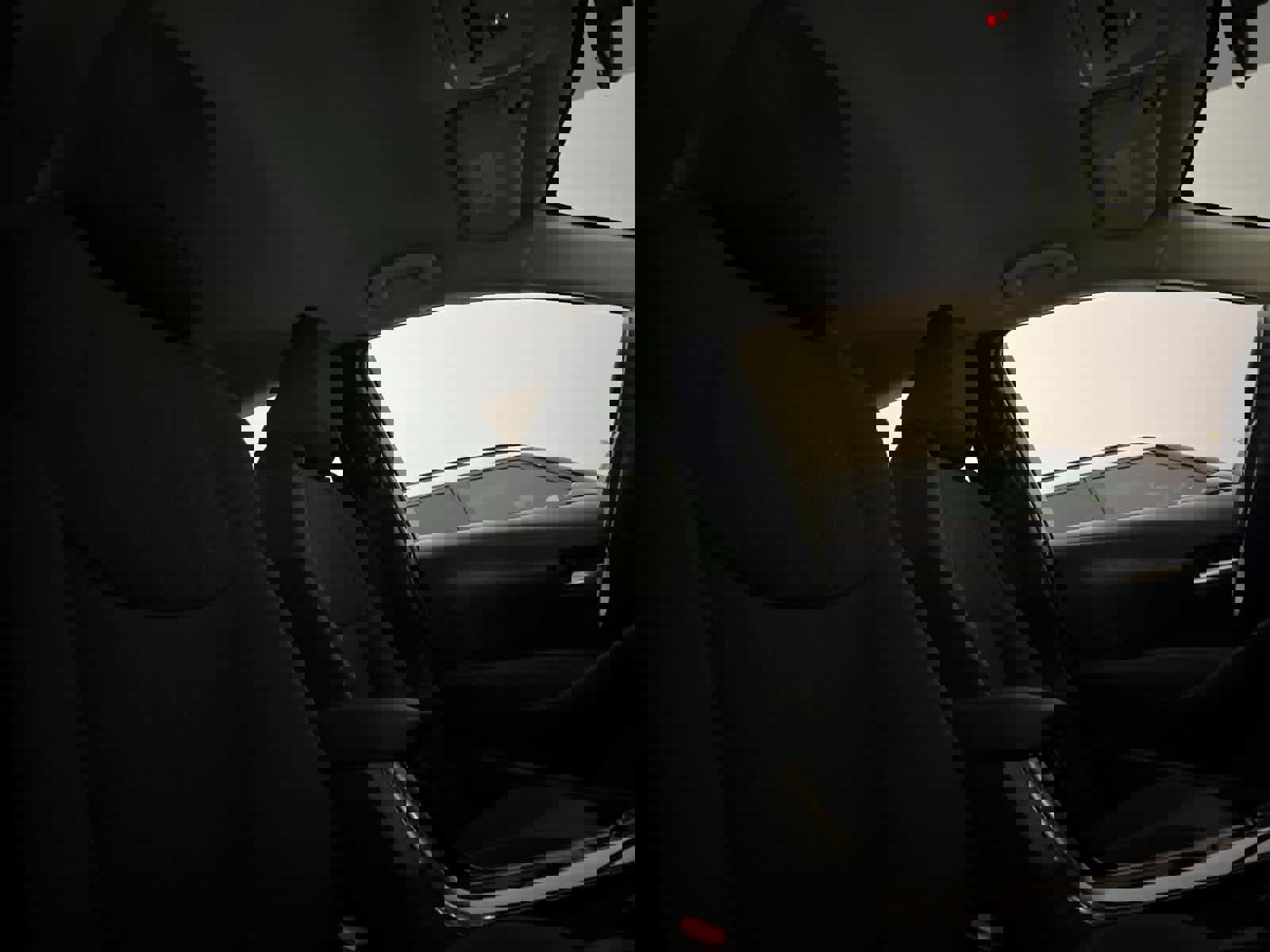 Used 2020 Toyota Corolla LE image 17