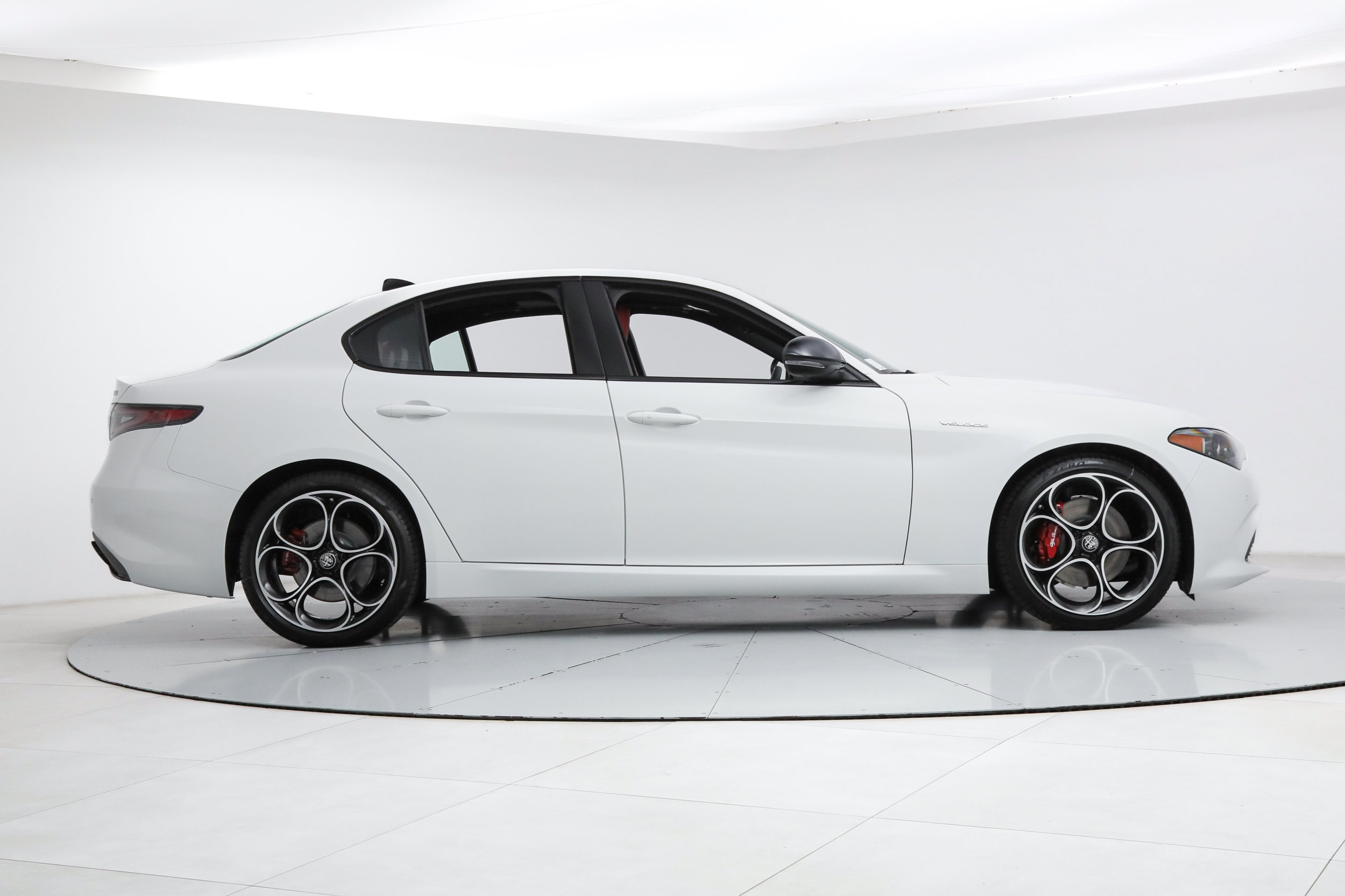 New 2026 Alfa Romeo Giulia w/ Driving Assist Package RWD image 6