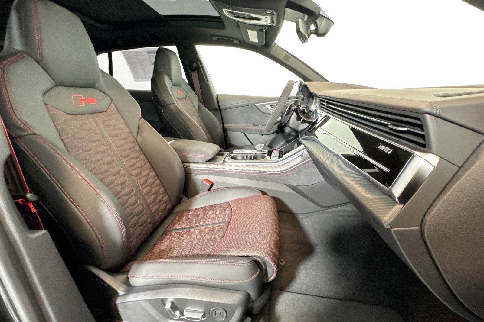 New 2026 Audi RS Q8 performance image 25