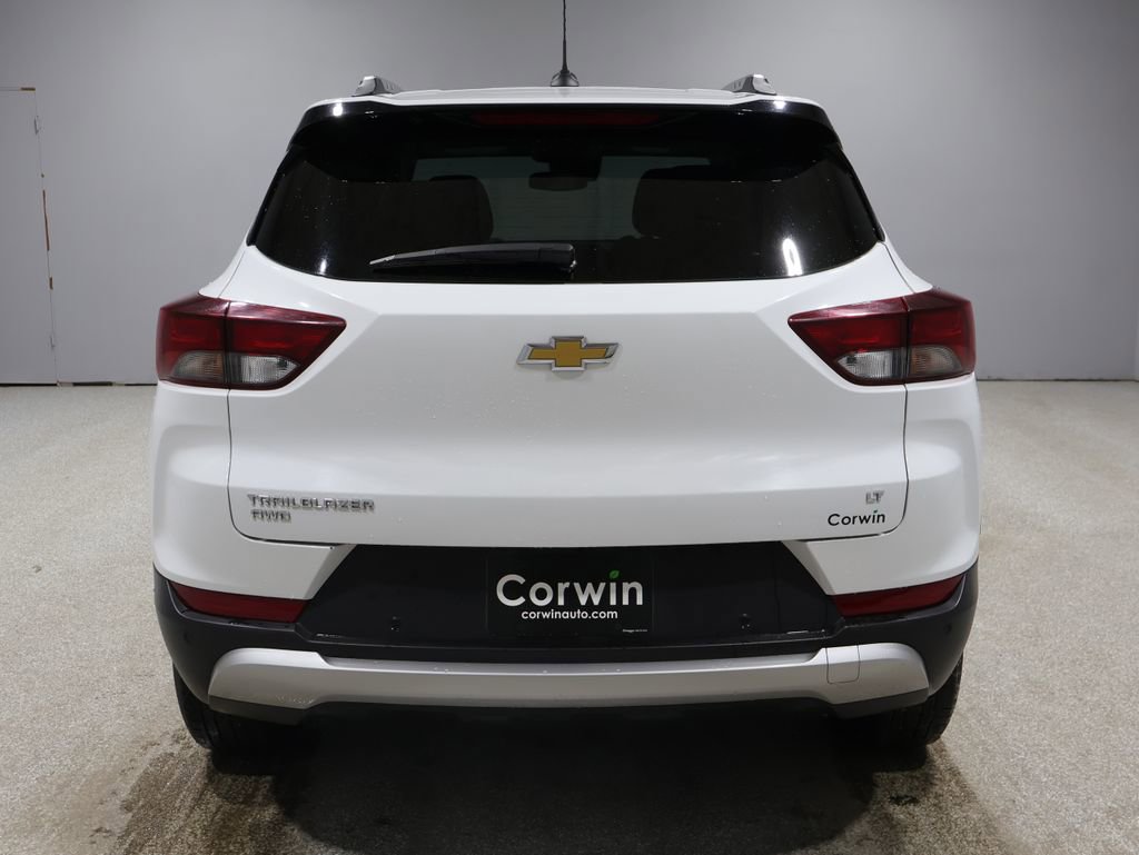 Used 2024 Chevrolet TrailBlazer LT w/ Convenience Package image 3