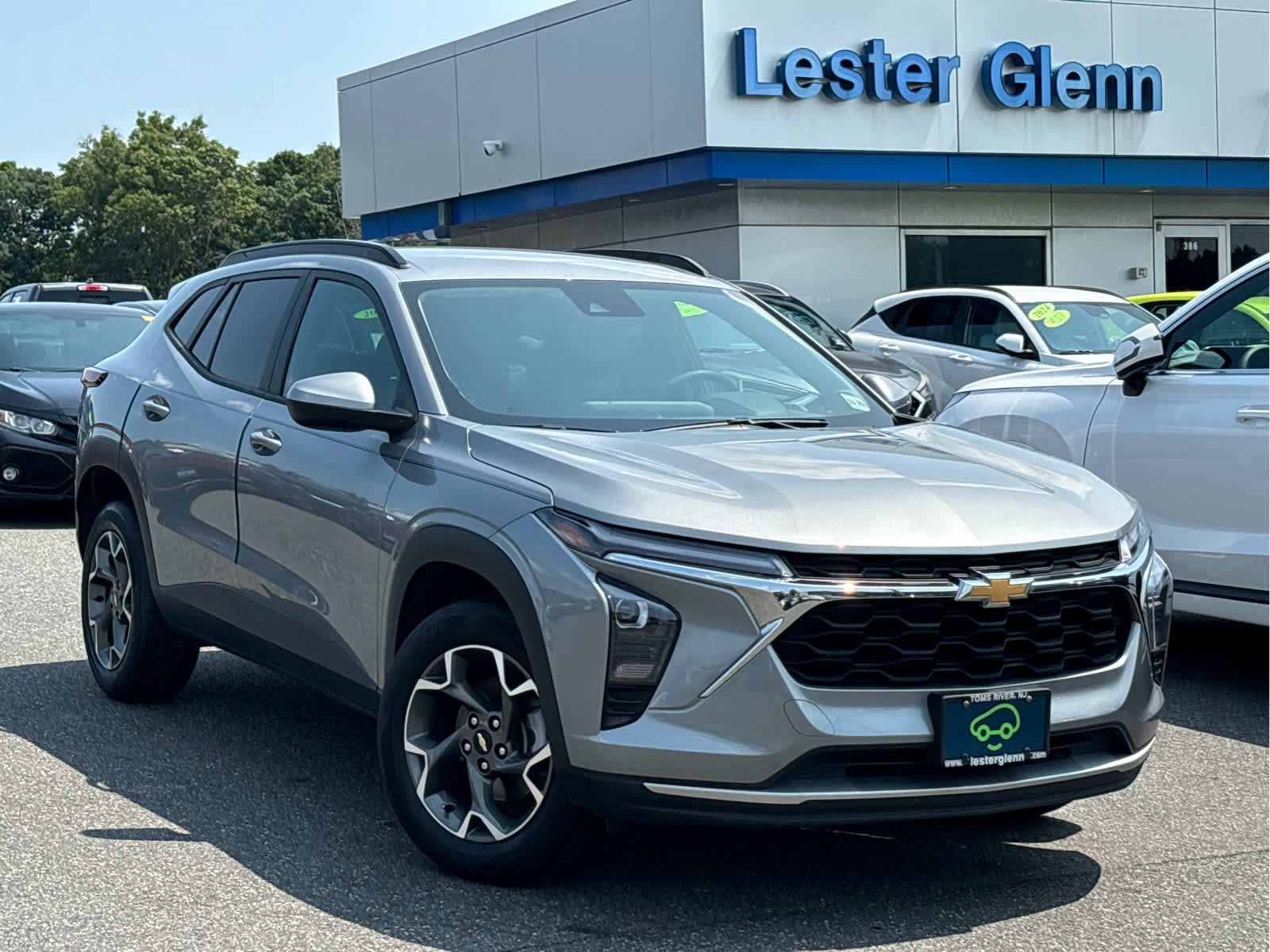 Certified 2025 Chevrolet Trax LT w/ LT Convenience Package FWD image 31