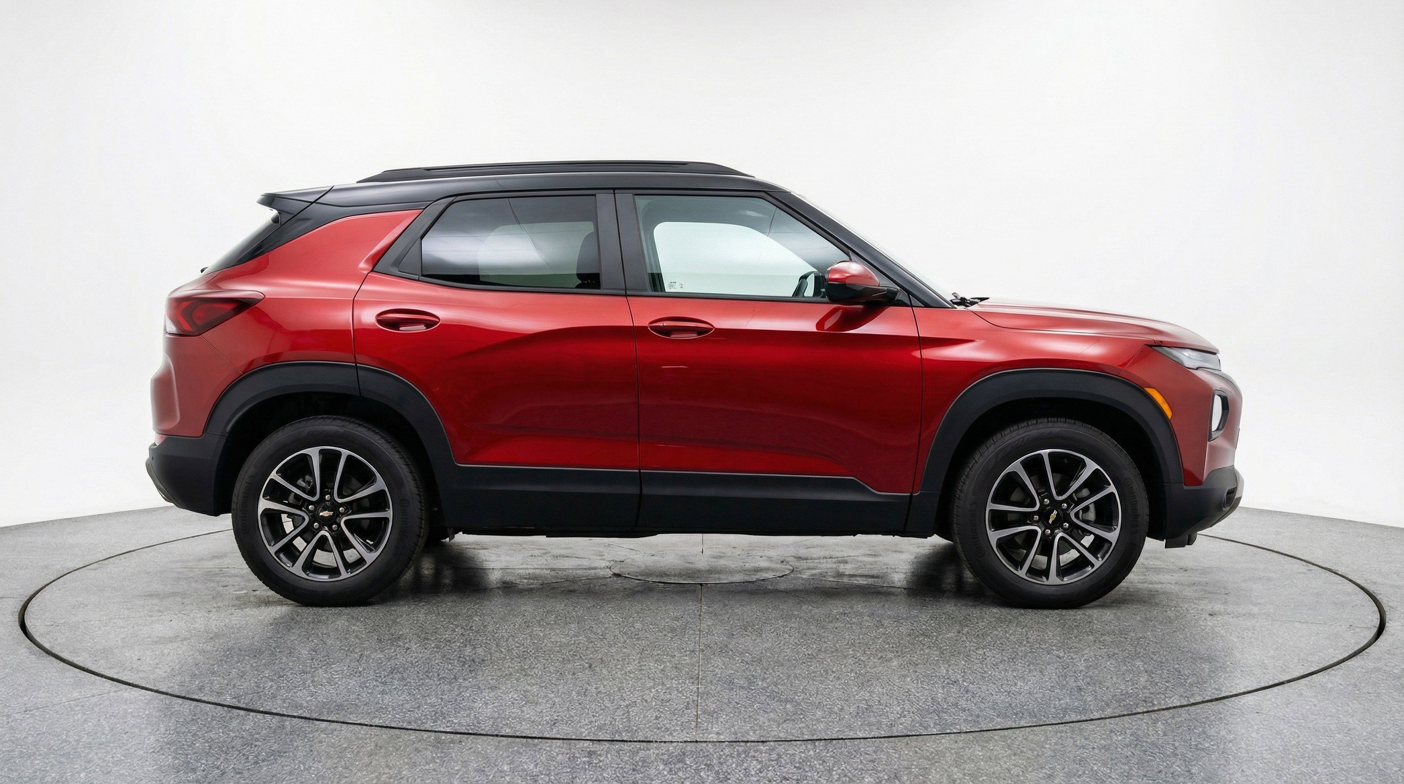 Used 2025 Chevrolet TrailBlazer LT image 11