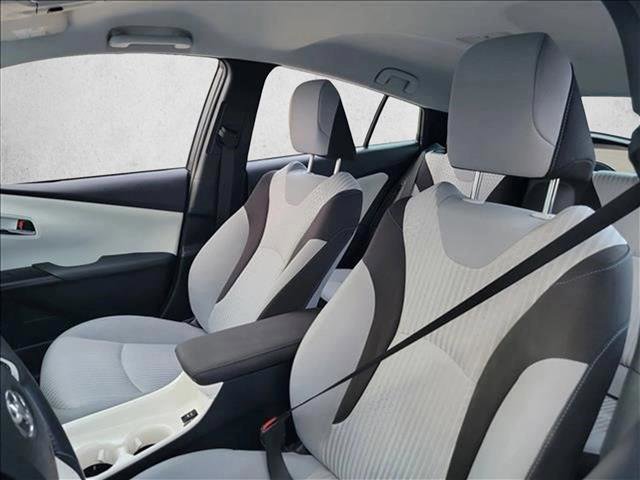 Used 2019 Toyota Prius Prime Plus image 12