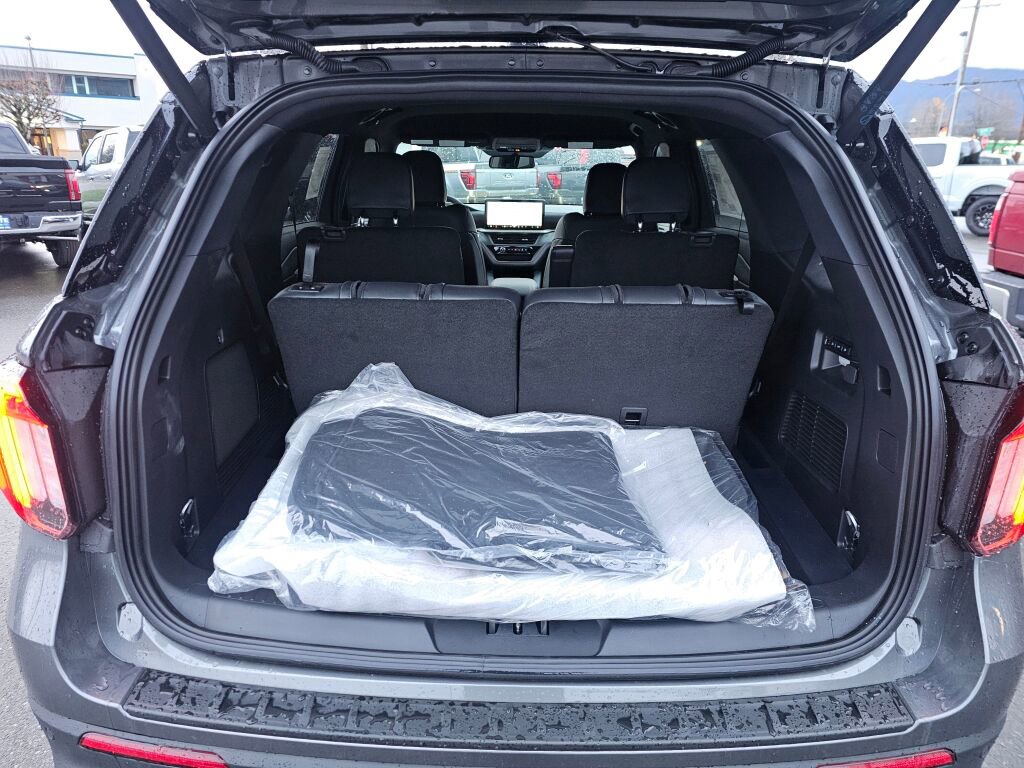 New 2026 Ford Explorer ST image 6